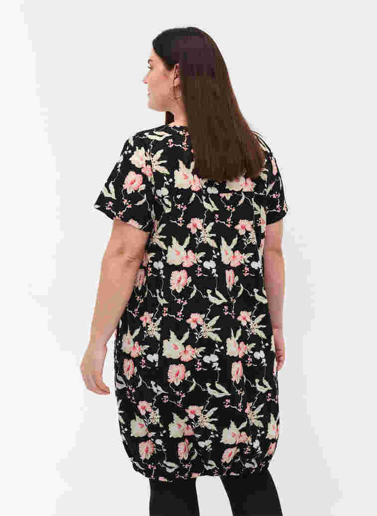 Short-sleeved, printed cotton dress, Black Rose Flowers, Model image number 1