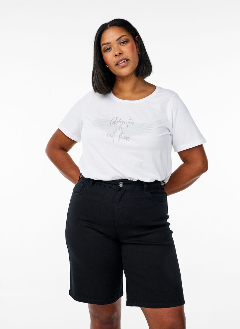 Loose high-waisted denim shorts, Black, Model image number 0