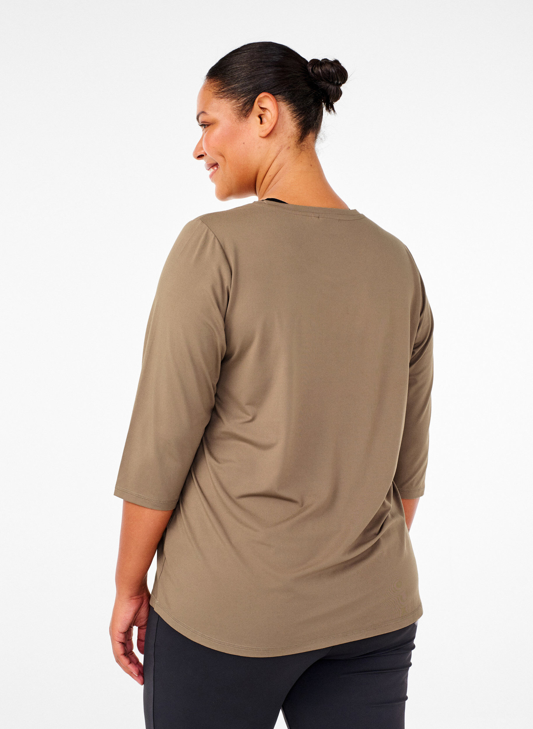 Zizzifashion Training blouse with 3/4 sleeves, Beige, Model image number 2