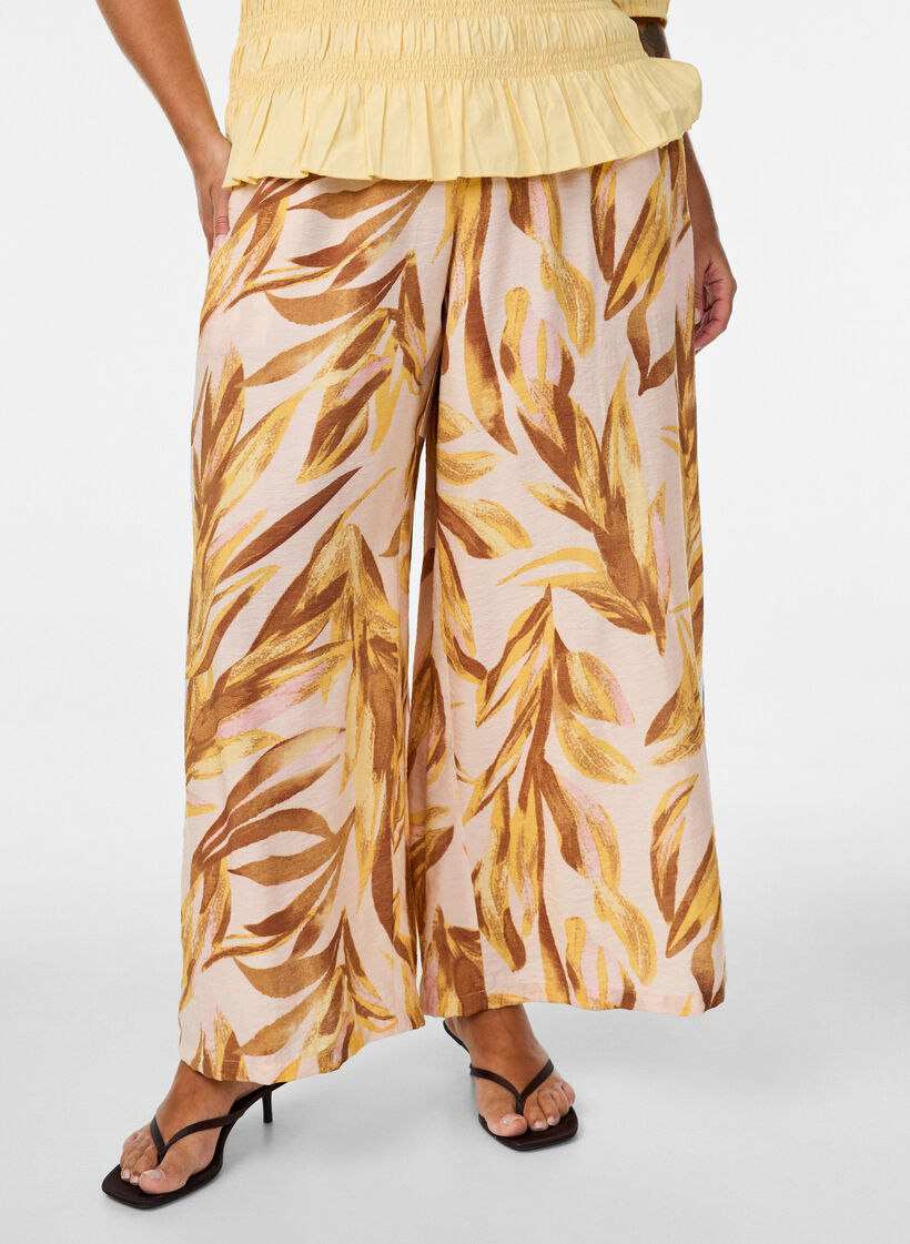 Wide-leg trousers with leaf print and a high elasticated waist, Yellow, Model image number 2
