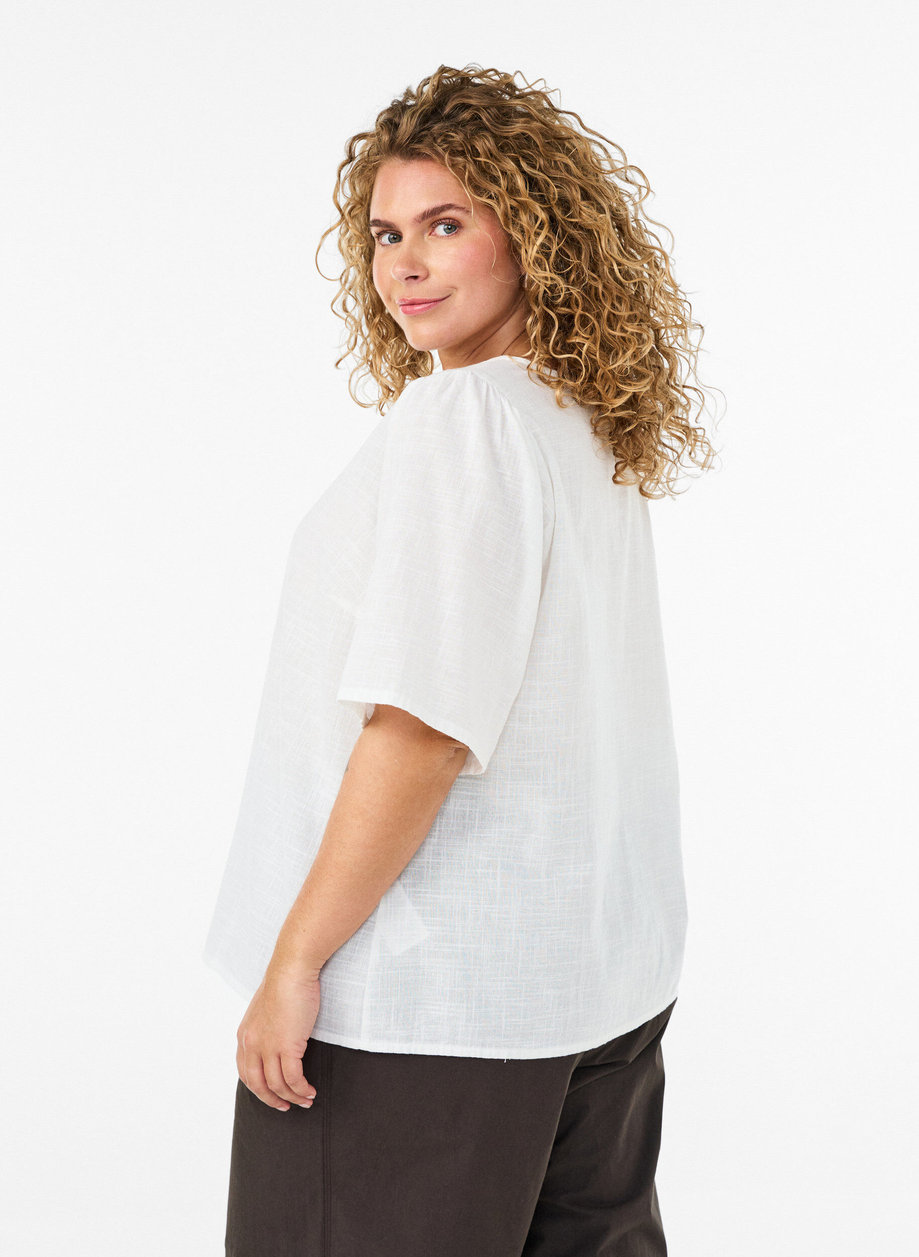 ZizzifashionShort-sleeved cotton shirt with a V-neck, White, Model image number 1