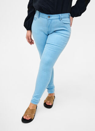 Viona regular waist jeans, Ex Lt Blue, Model image number 2