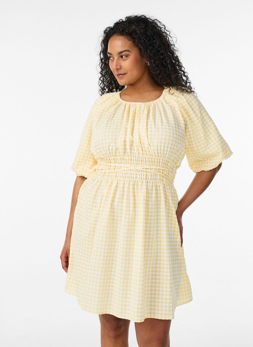 Short small check dress with balloon sleeves, Yellow, Model image number 0