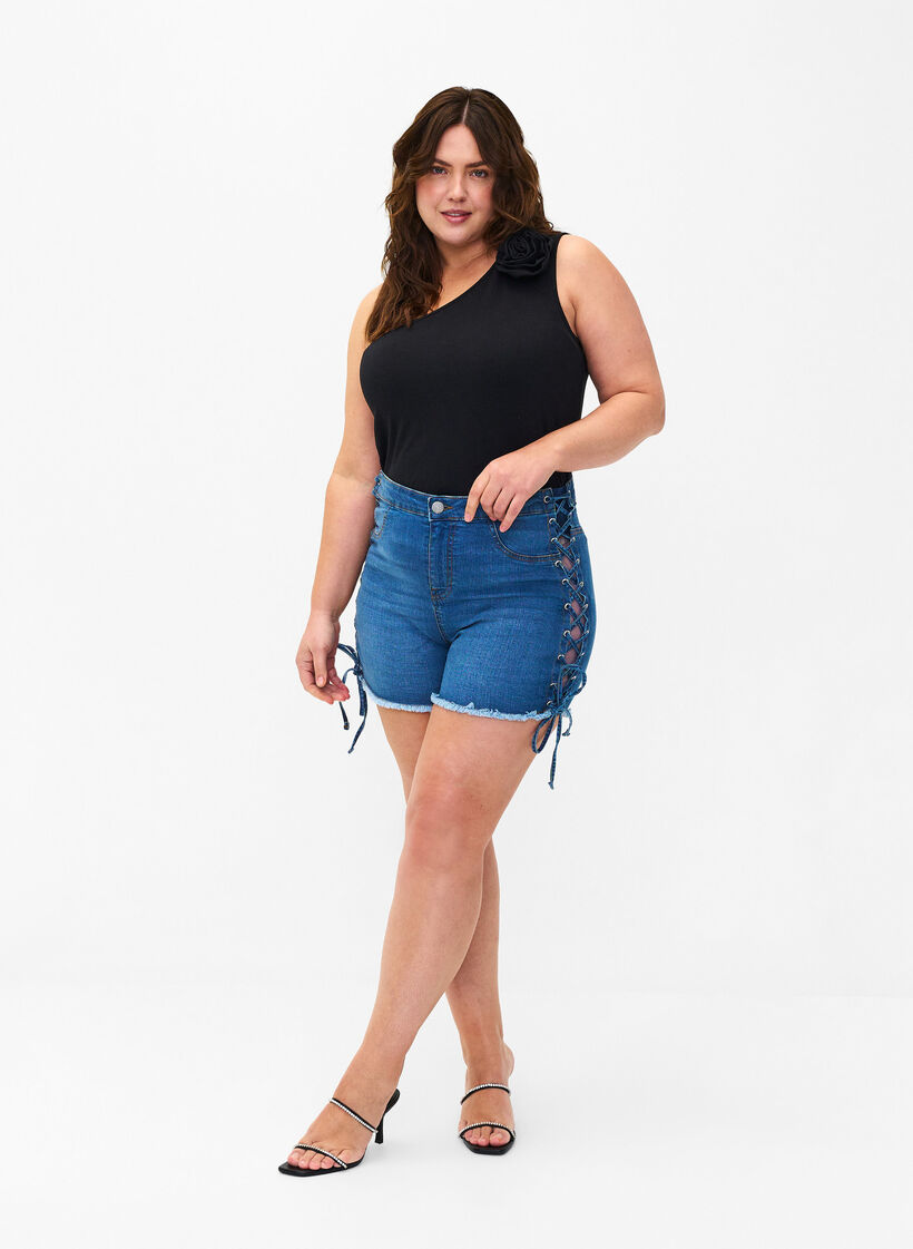 Denim shorts with lace-up details, Blue Denim, Model image number 4