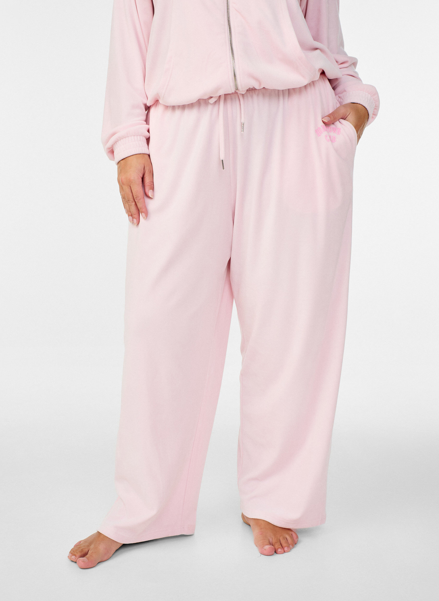 Zizzifashion Loose velour trousers with a high waist and pockets, Rose, Model image number 1