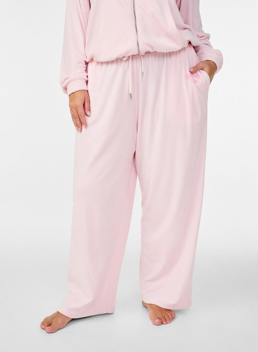Loose velour trousers with a high waist and pockets, Rose, Model image number 1