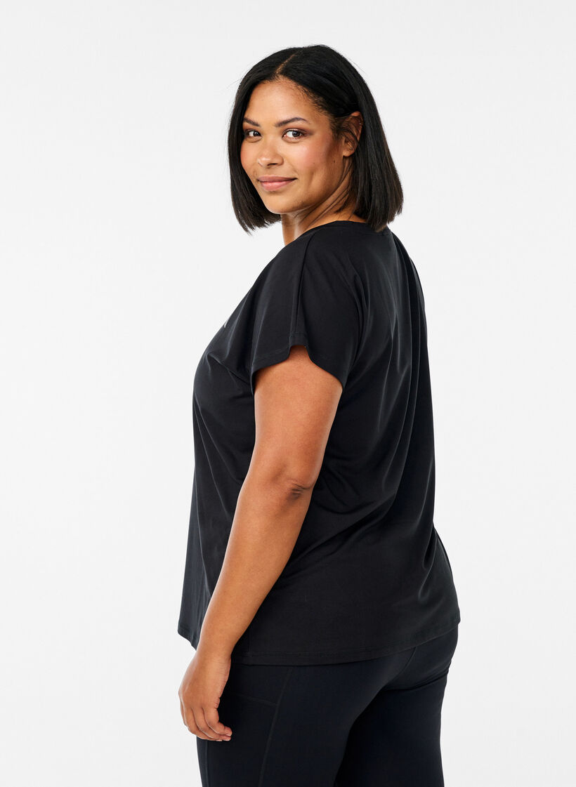 Loose training t-shirt with v-neck, Black, Model