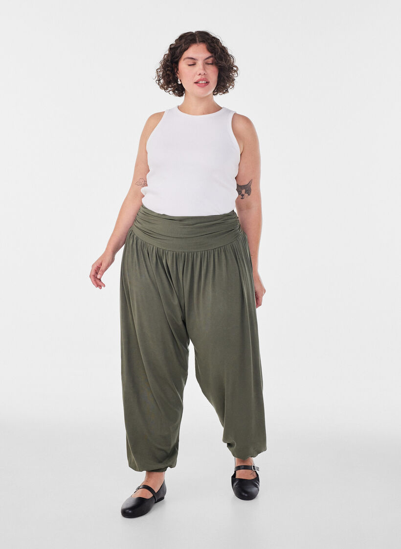 Loose-fitting harem trousers, Green, Model image number 0