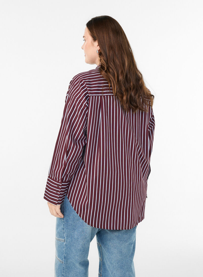Loose shirt with stripes and a chest pocket, Dark Bordeaux, Model image number 2