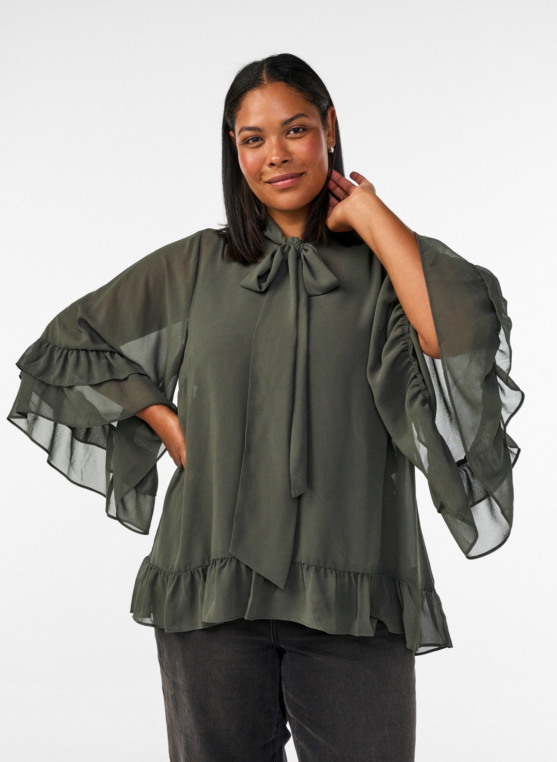 Blouse with ribbon tie and ruffle details, Dark Grey, Model