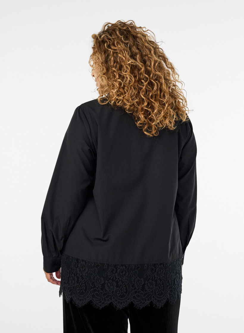 Loose shirt with a wide lace trim, Black, Model image number 2