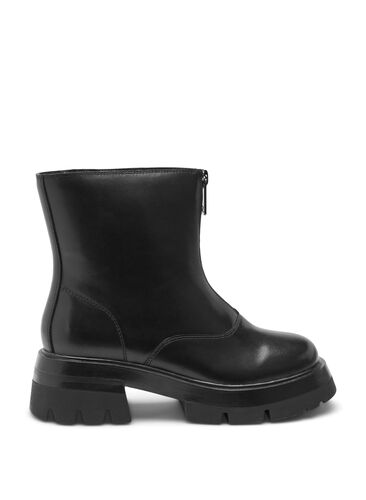 Short wide fit leather boot with zipper, Black, Packshot image number 0
