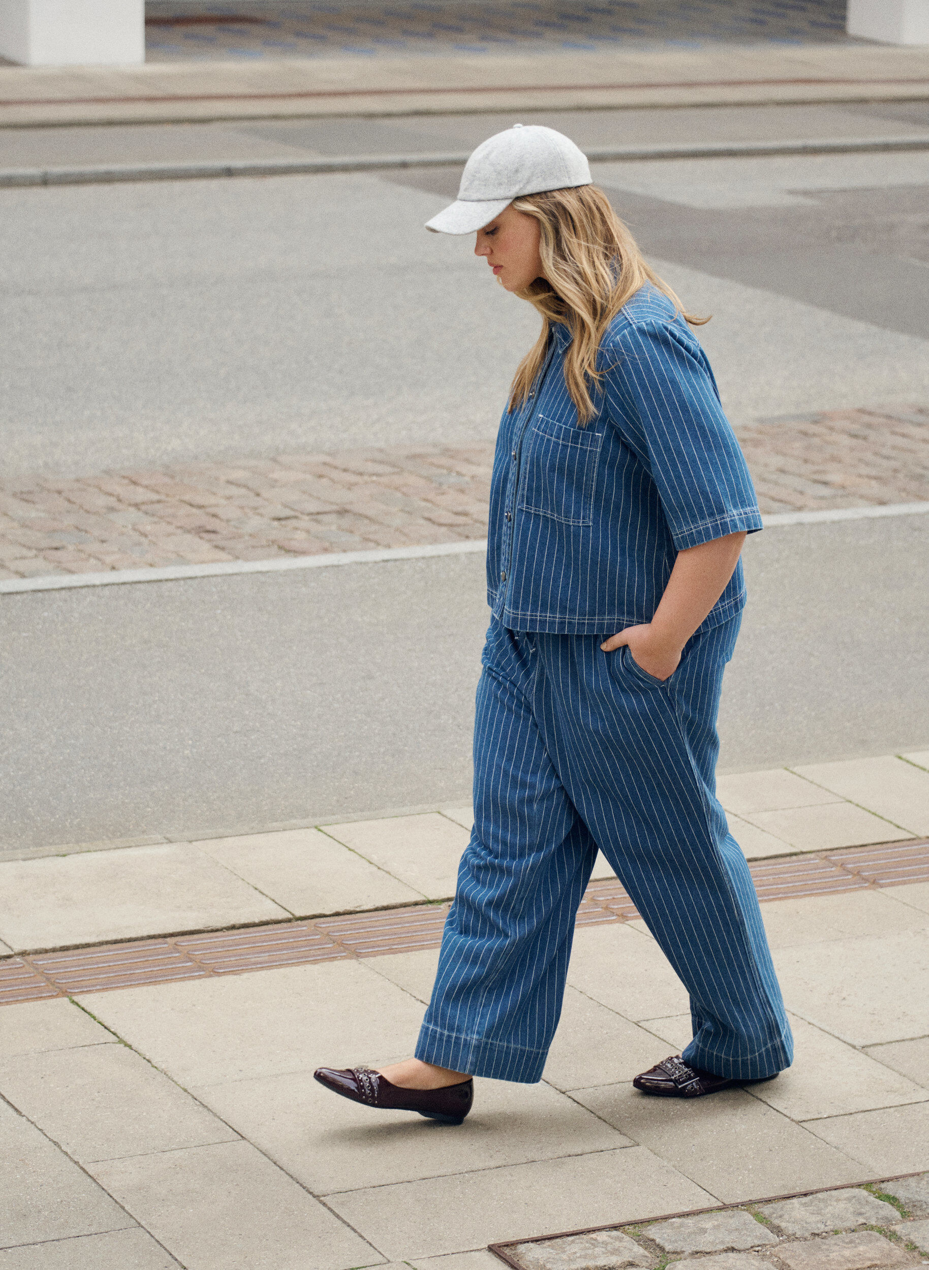 Zizzifashion Wide-leg denim jeans with stripes, Blue, Image image number 0