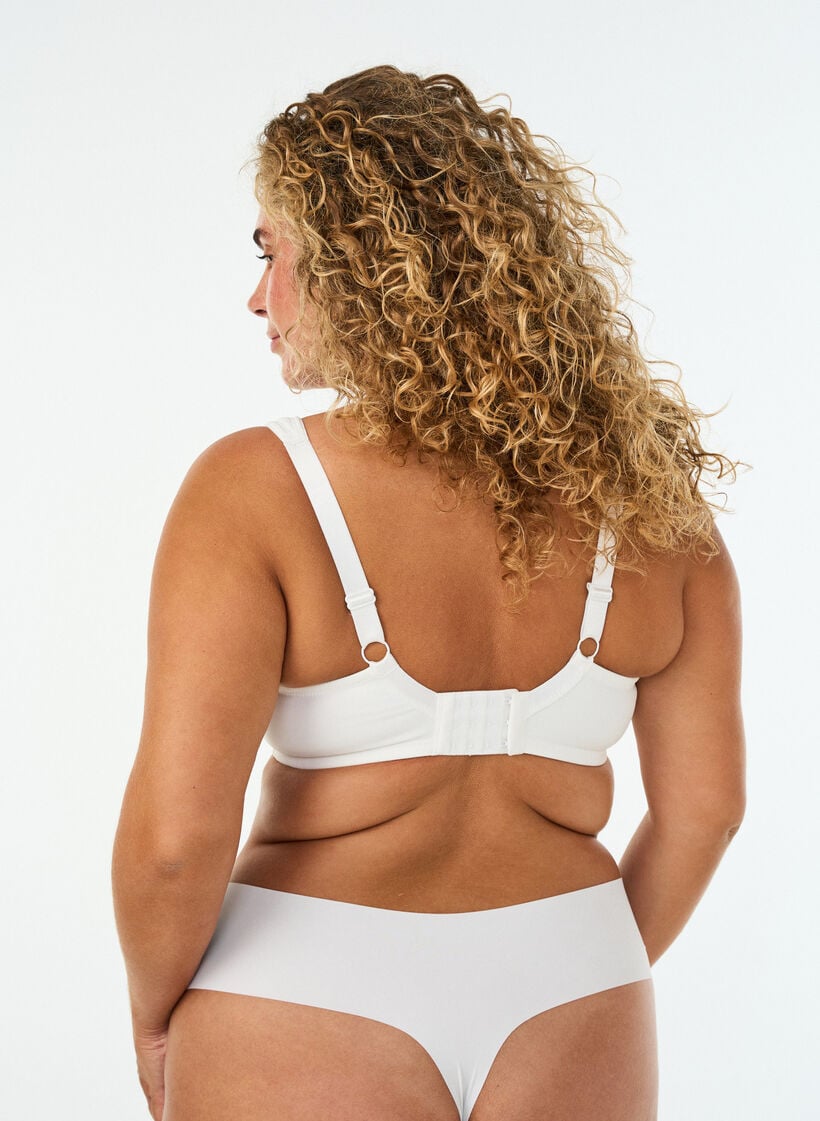 Comfort bra with a lace overlay and moulded cups, White, Model image number 1