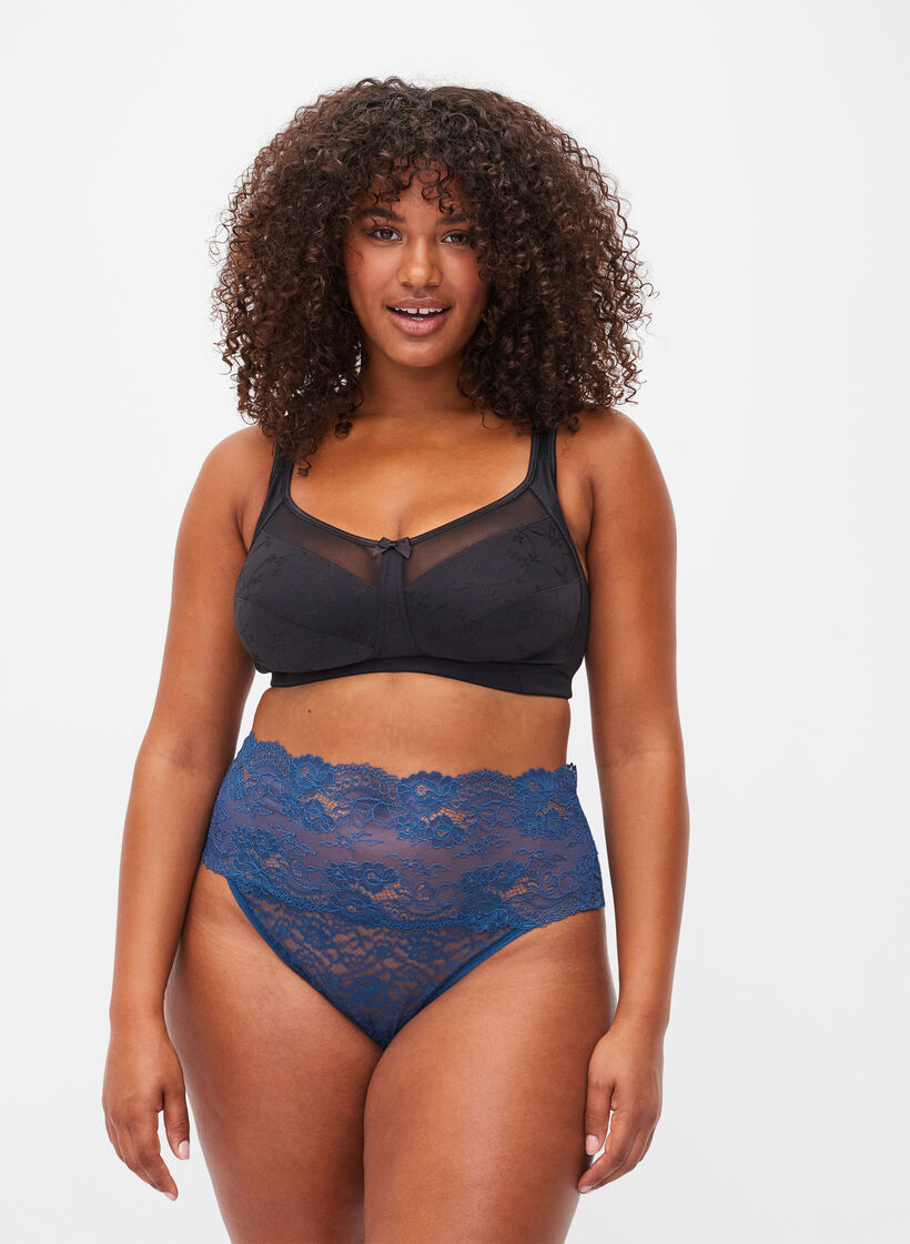 3-pack lace thong, Mix assortments AW, Model image number 0