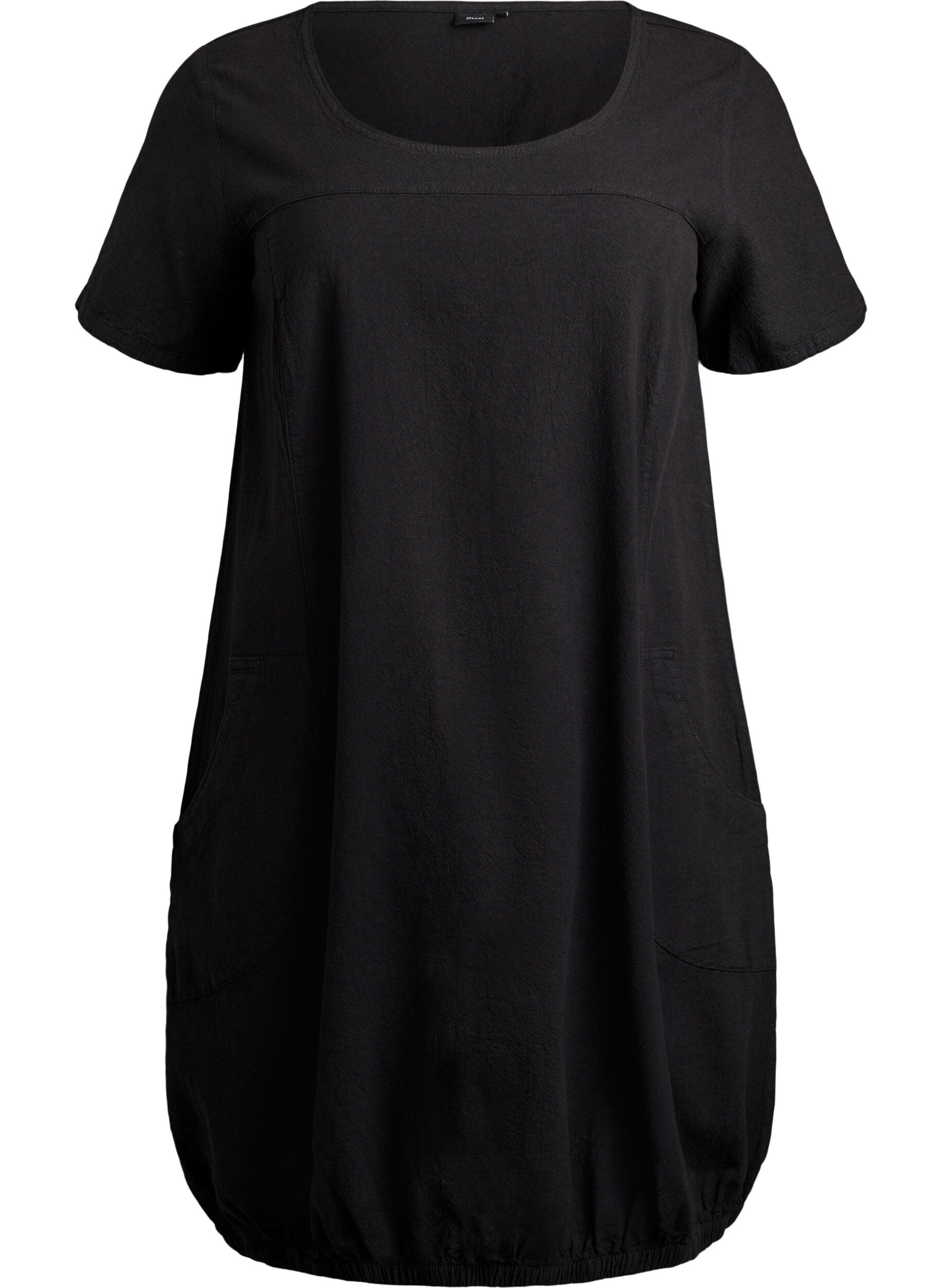 Short-sleeved cotton dress