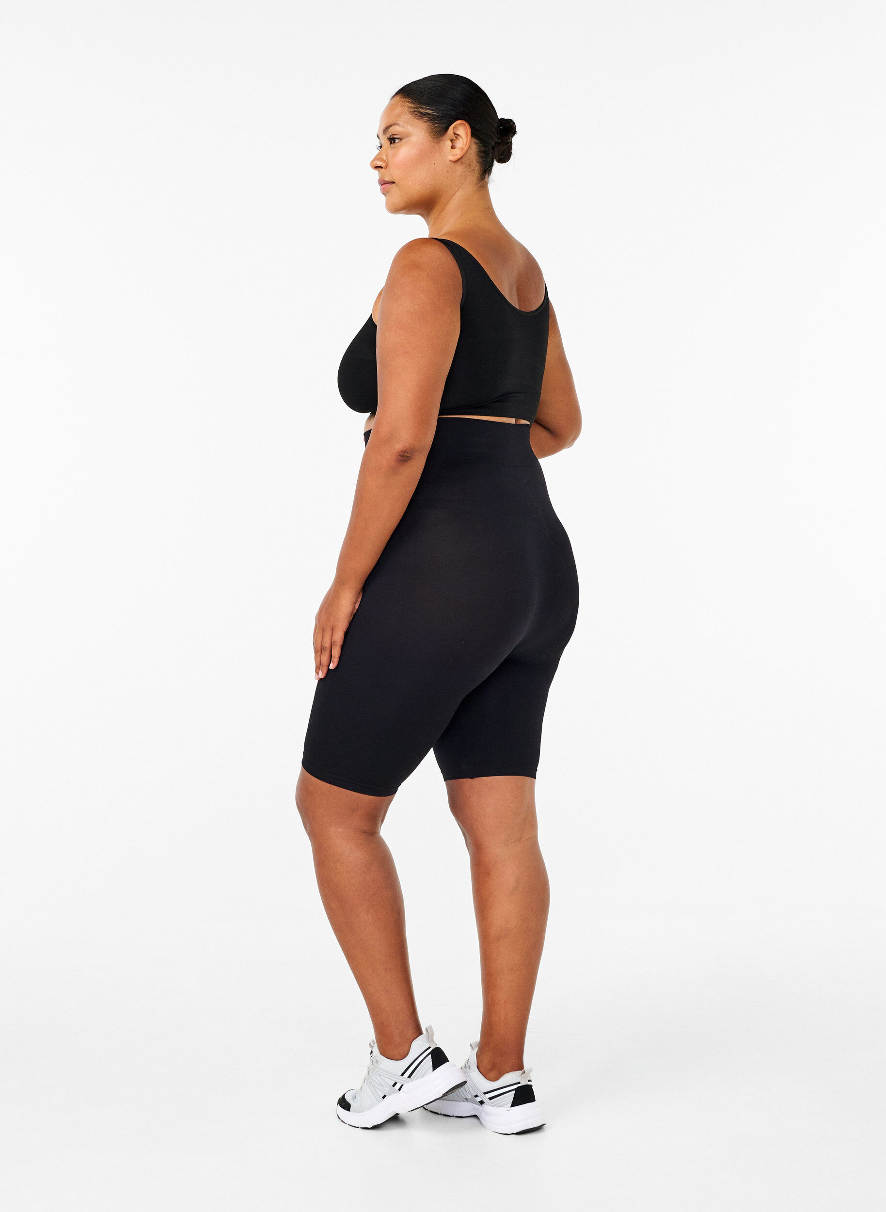 ZizzifashionSeamless bike shorts, Black, Model image number 2