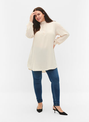 Long-sleeved tunica with ruffle collar, Warm Off-white, Model image number 4