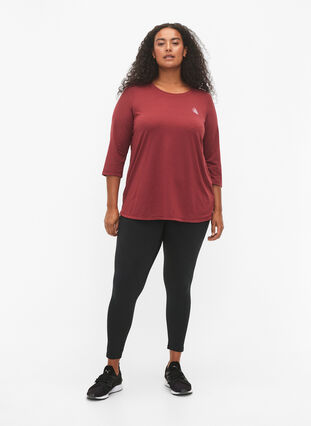 Workout top with 3/4 sleeves, Cordovan, Model image number 2