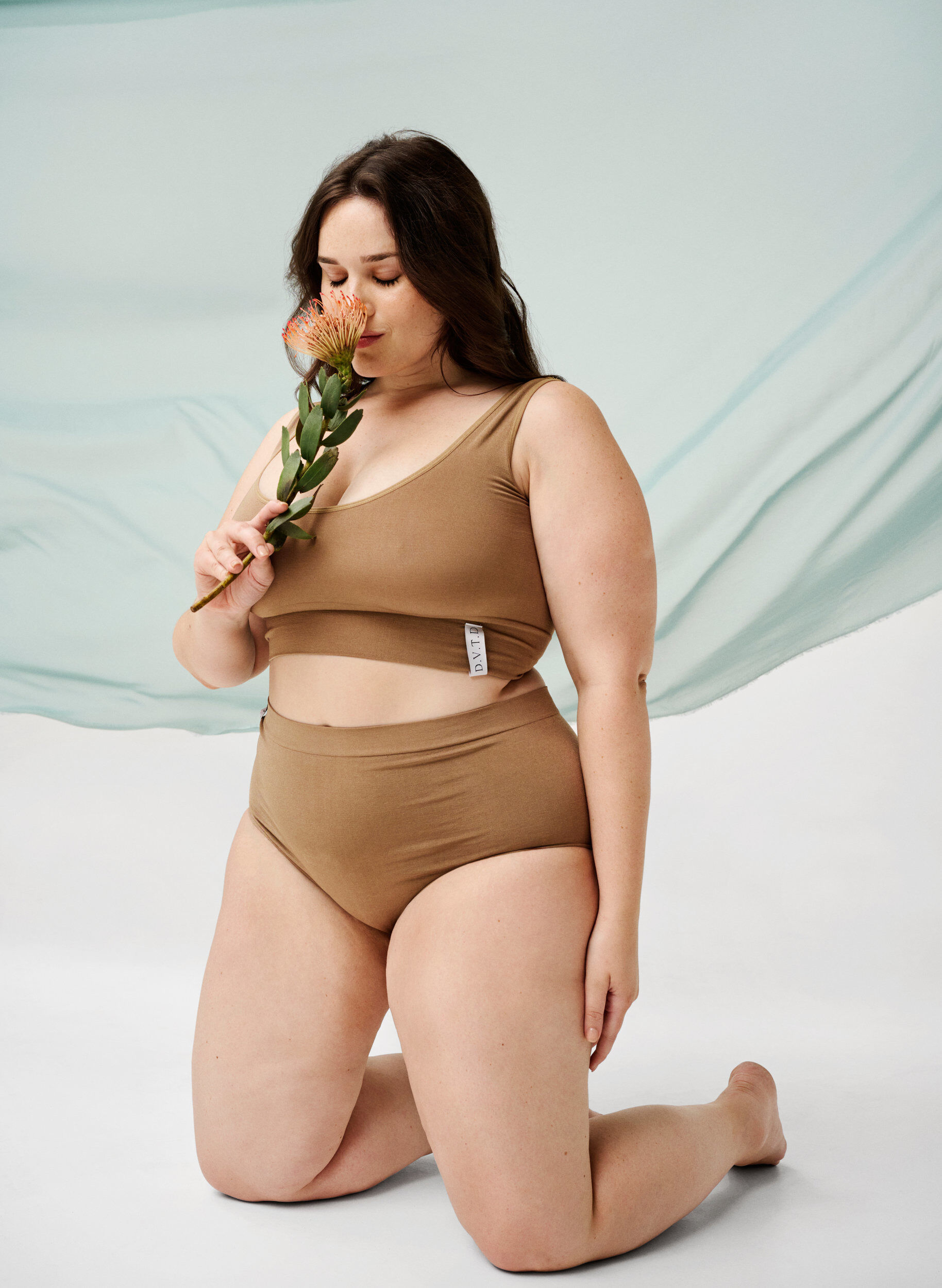 Zizzifashion Seamless bra with round neckline, Driftwood, Image image number 0