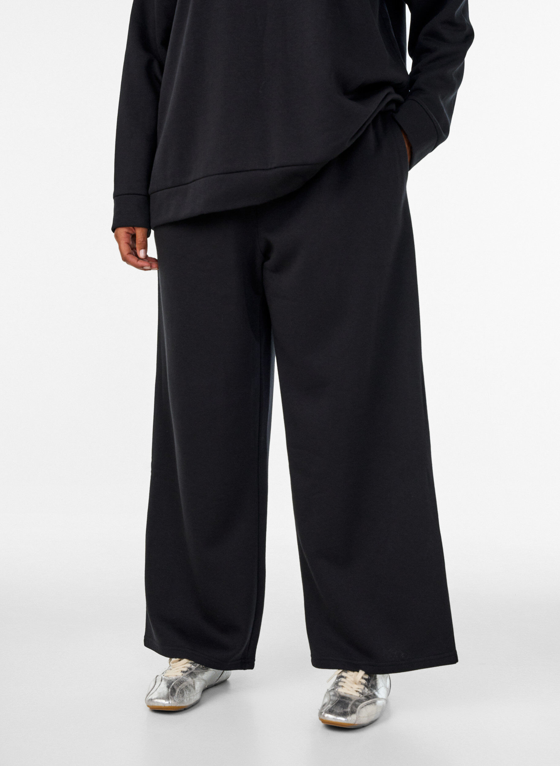 ZizzifashionHigh-waisted sweatpants with wide legs, Black, Model image number 2