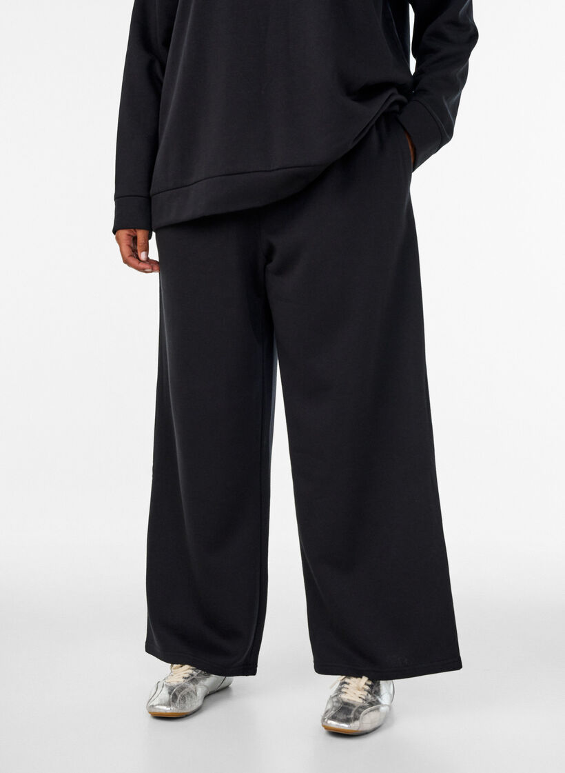 High-waisted sweatpants with wide legs, Black, Model image number 2