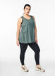 Solid coloured training top with a round neck, Green, Model image number 1