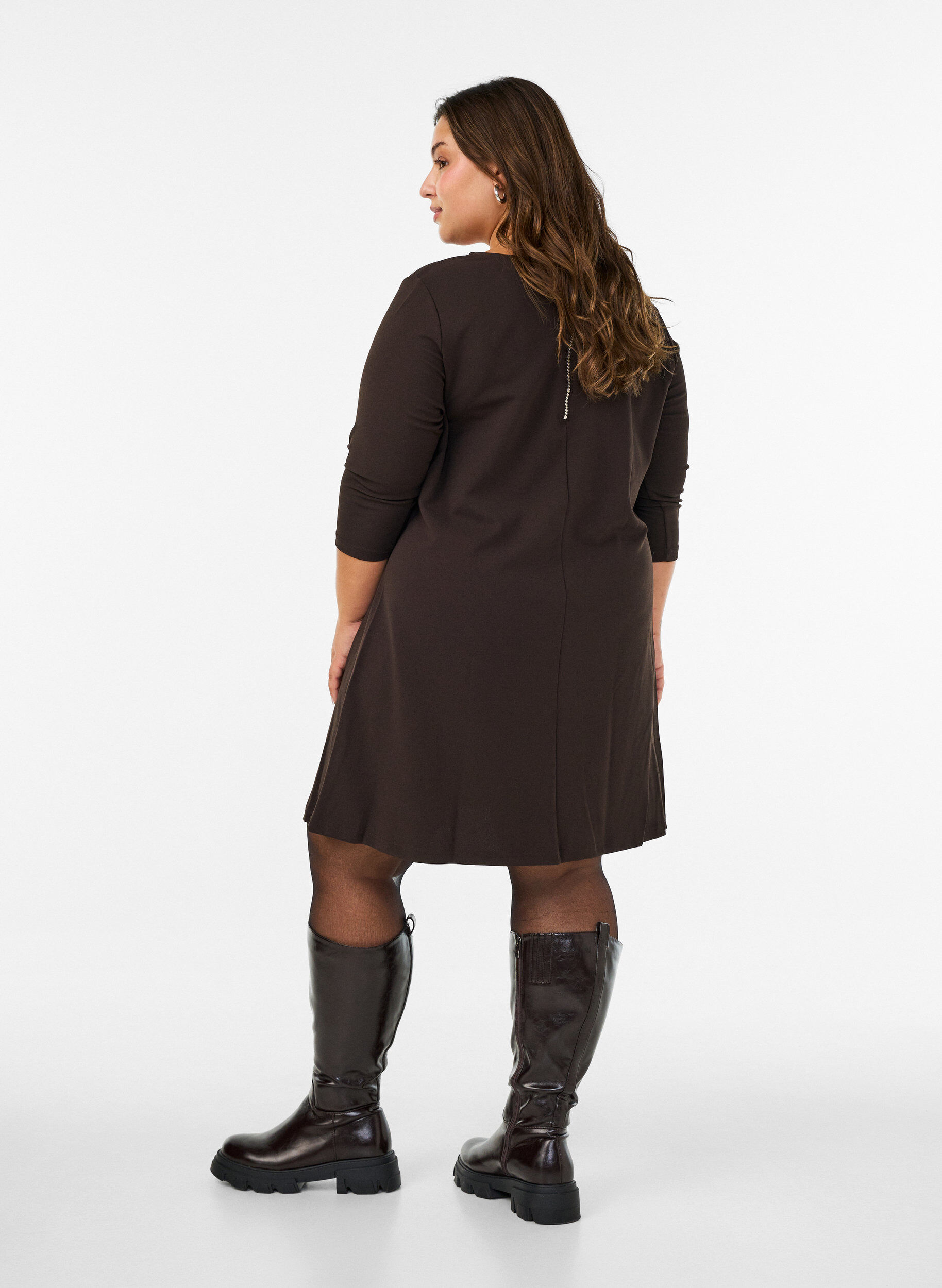 ZizzifashionShort dress with an A-line shape and 3/4 sleeves, Brown, Model image number 2