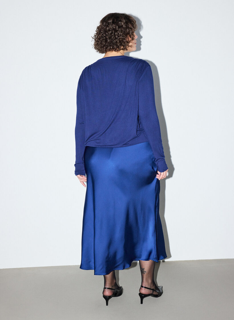 Blouse with boat neck and balloon fit, Blue, Model image number 2