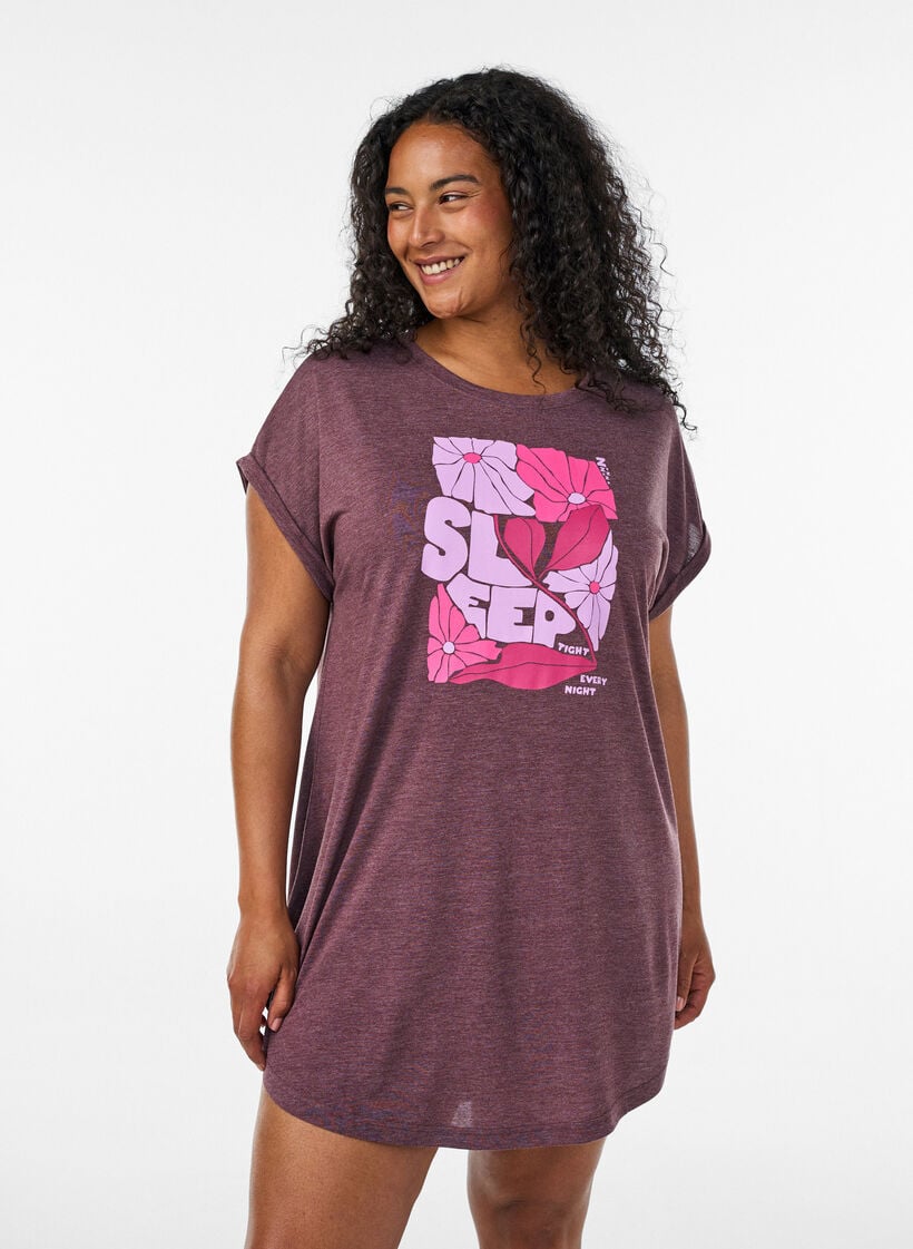 Short sleeve nightgown with text print, Dark Bordeaux, Model image number 0