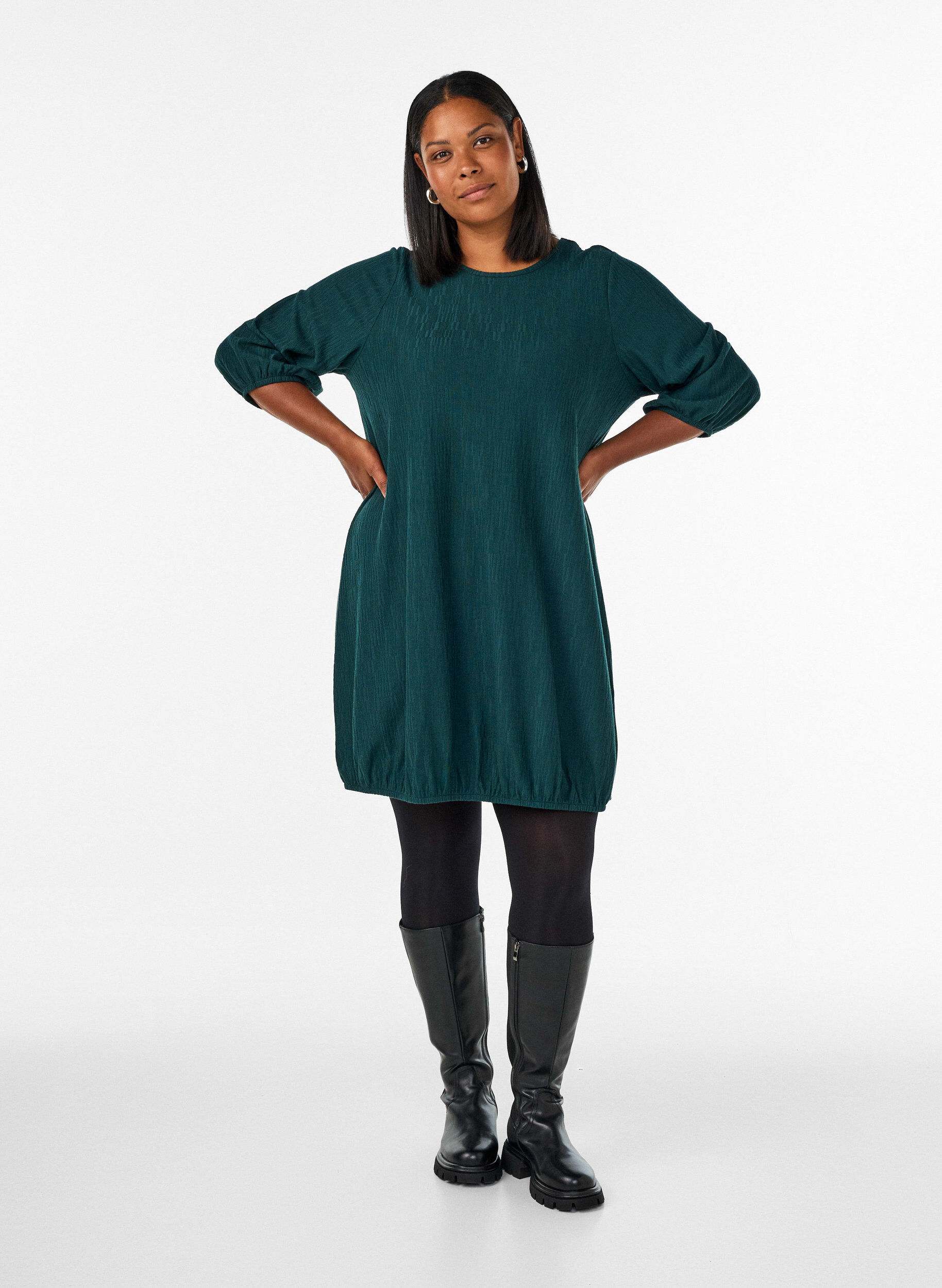 ZizzifashionDress with a balloon shape and structure, Green, Model image number 1