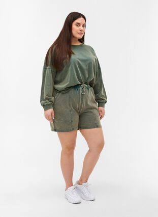 Loose sweat shorts in cotton, Reflecting Pond, Model image number 2