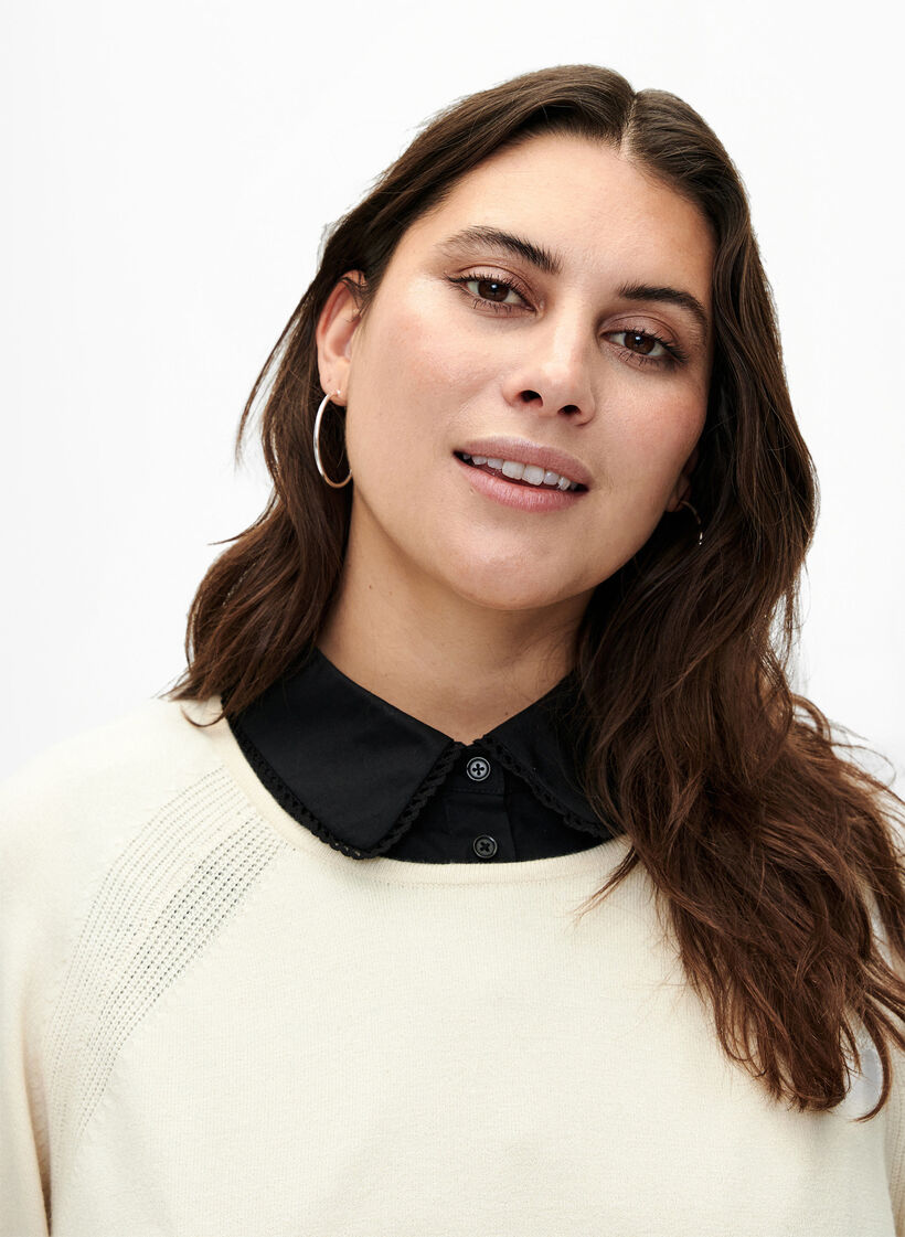 Collar with lace ribbon, Black, Model image number 0