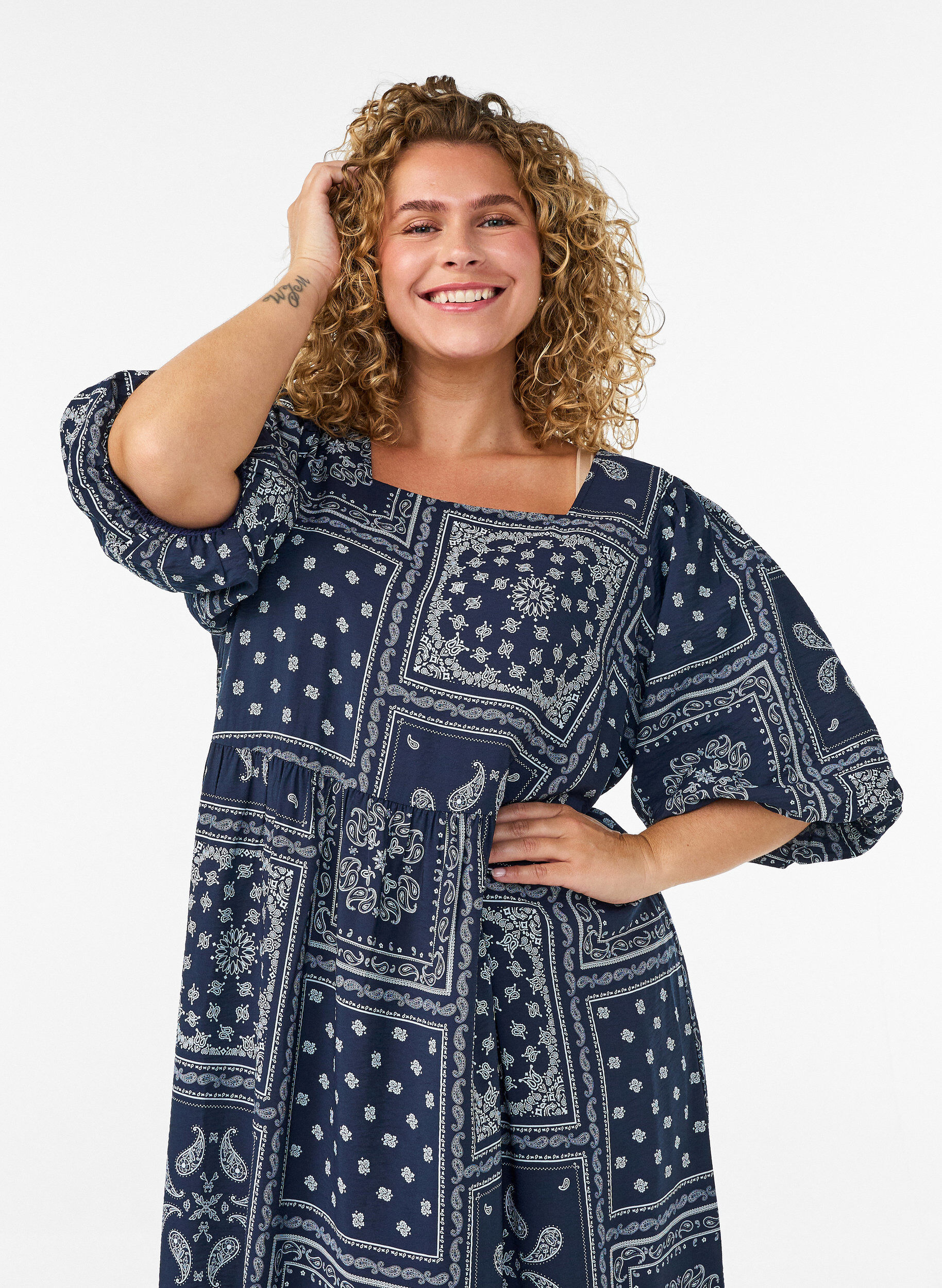 ZizzifashionAnkle-length dress in viscose with paisley print and short sleeves, Blue, Model image number 2