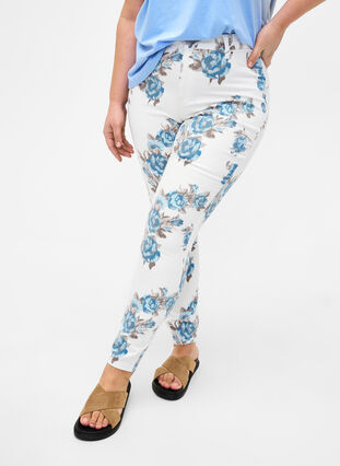 Super slim Amy jeans with a floral print, White B.AOP, Model image number 2