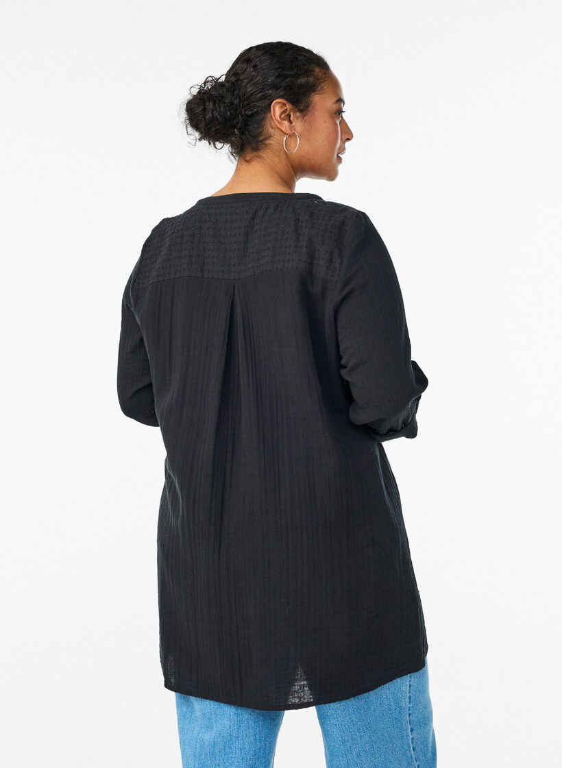 Cotton muslin tunic with broderie anglaise, Black, Model image number 2