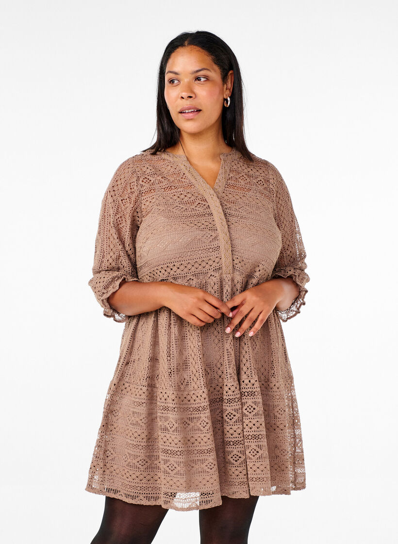 Short lace dress with 3/4 sleeves, Fossil , Model image number 0
