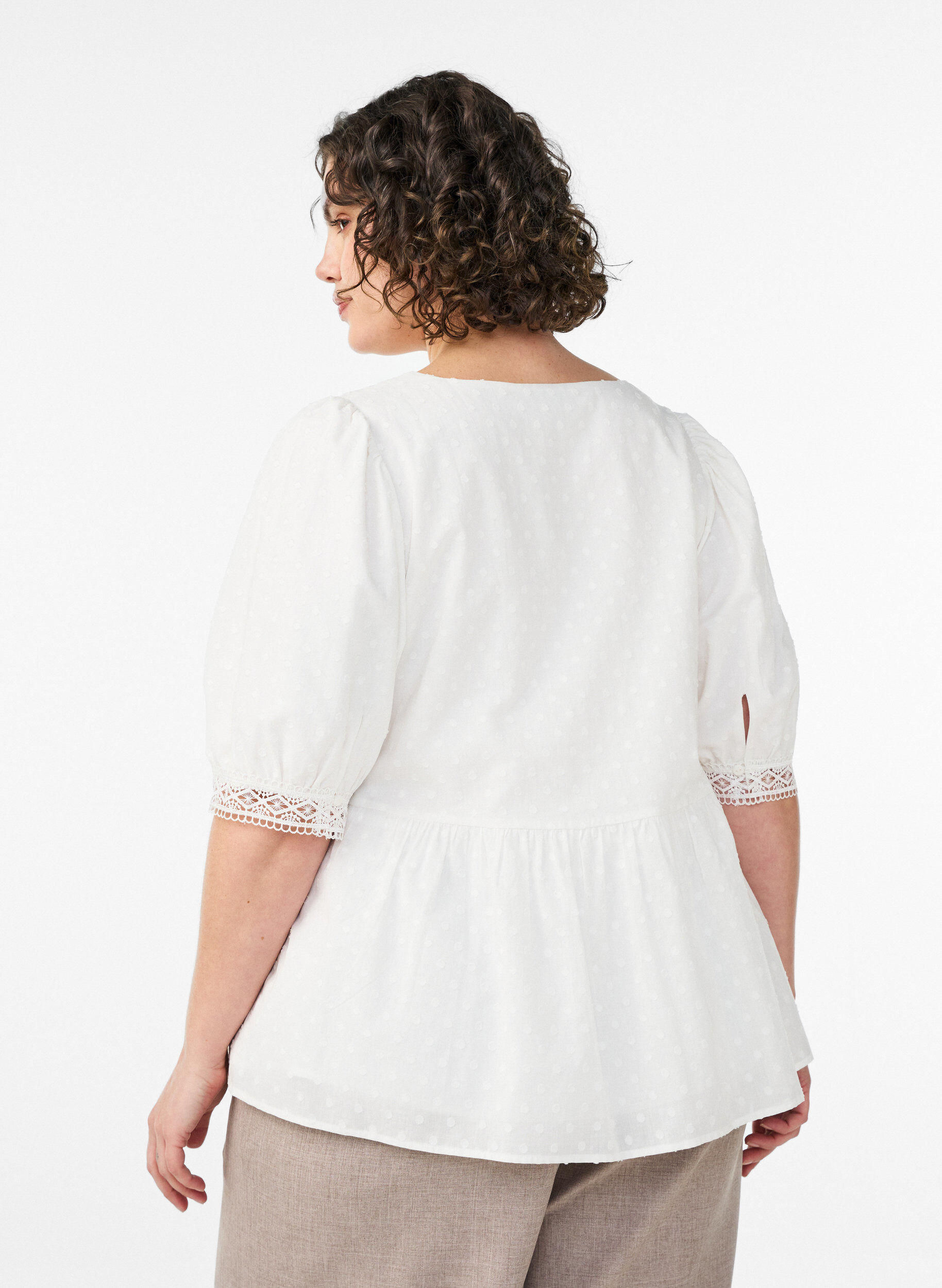 Zizzifashion Blouse in textured cotton with crochet details, White, Model image number 2