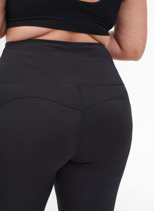 Cropped gym leggings with wide pocket, Black, Model image number 2