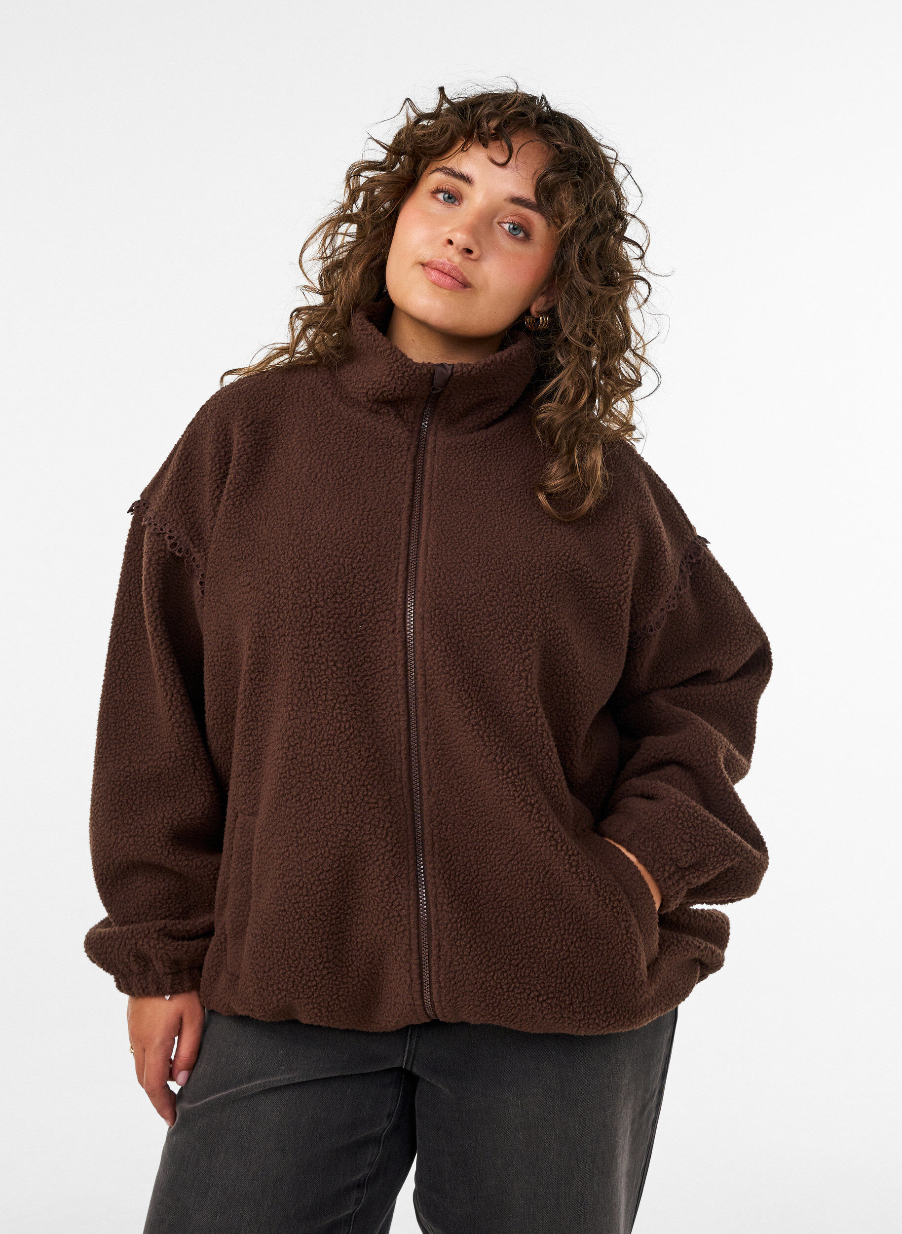Teddy jacket with eyelet embroidery trim and high collar, Brown, Model