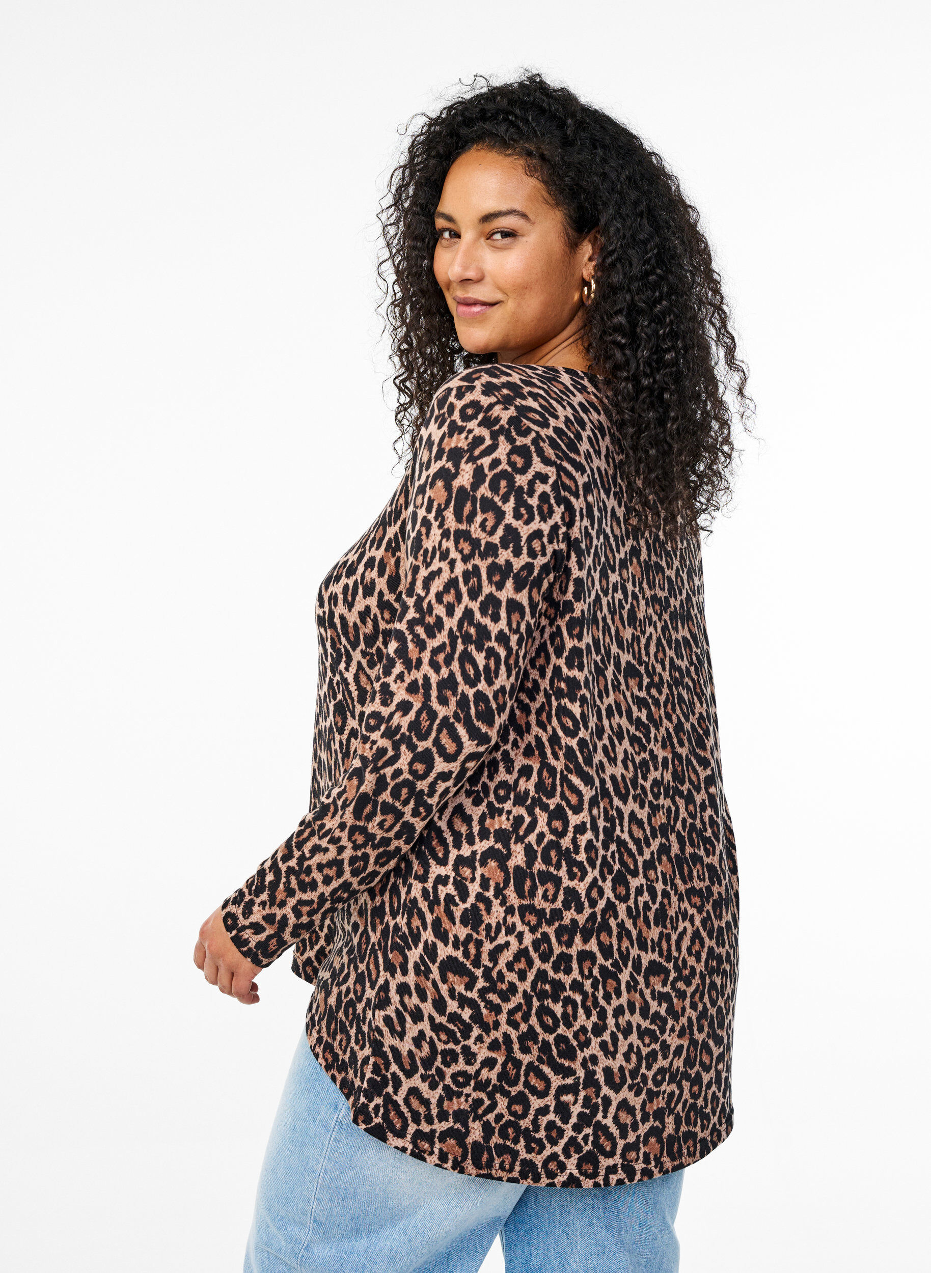 Zizzifashion Leopard print blouse with long sleeves, Brown, Model image number 2