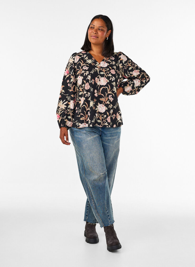 Floral blouse in linen and viscose with long sleeves, Black, Model image number 1