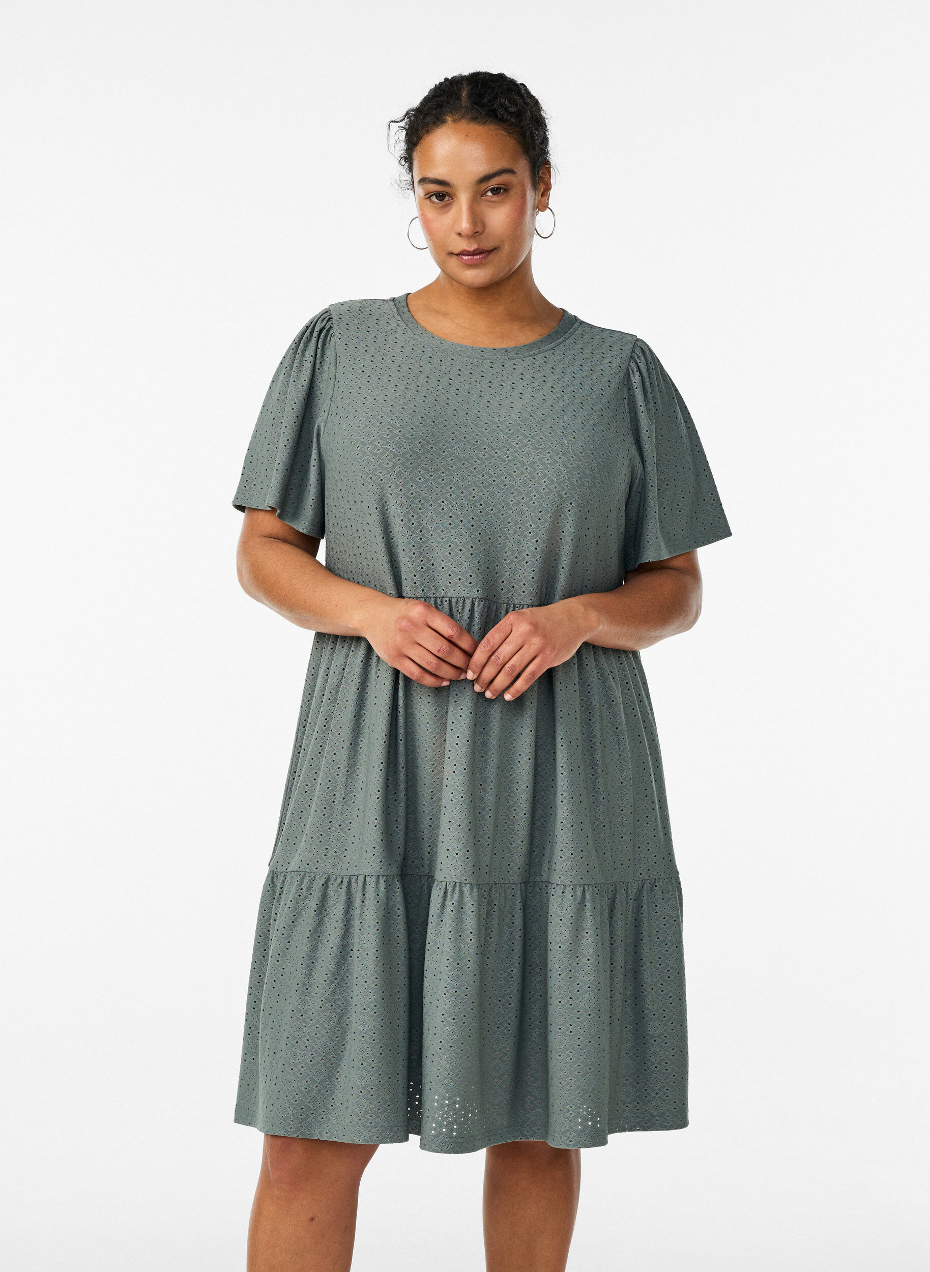 ZizzifashionShort dress with lace pattern and layered skirt, Green, Model image number 0