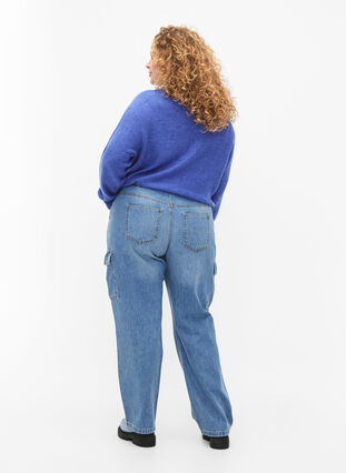 Loose-fitting jeans with cargo pockets, Light blue, Model image number 1