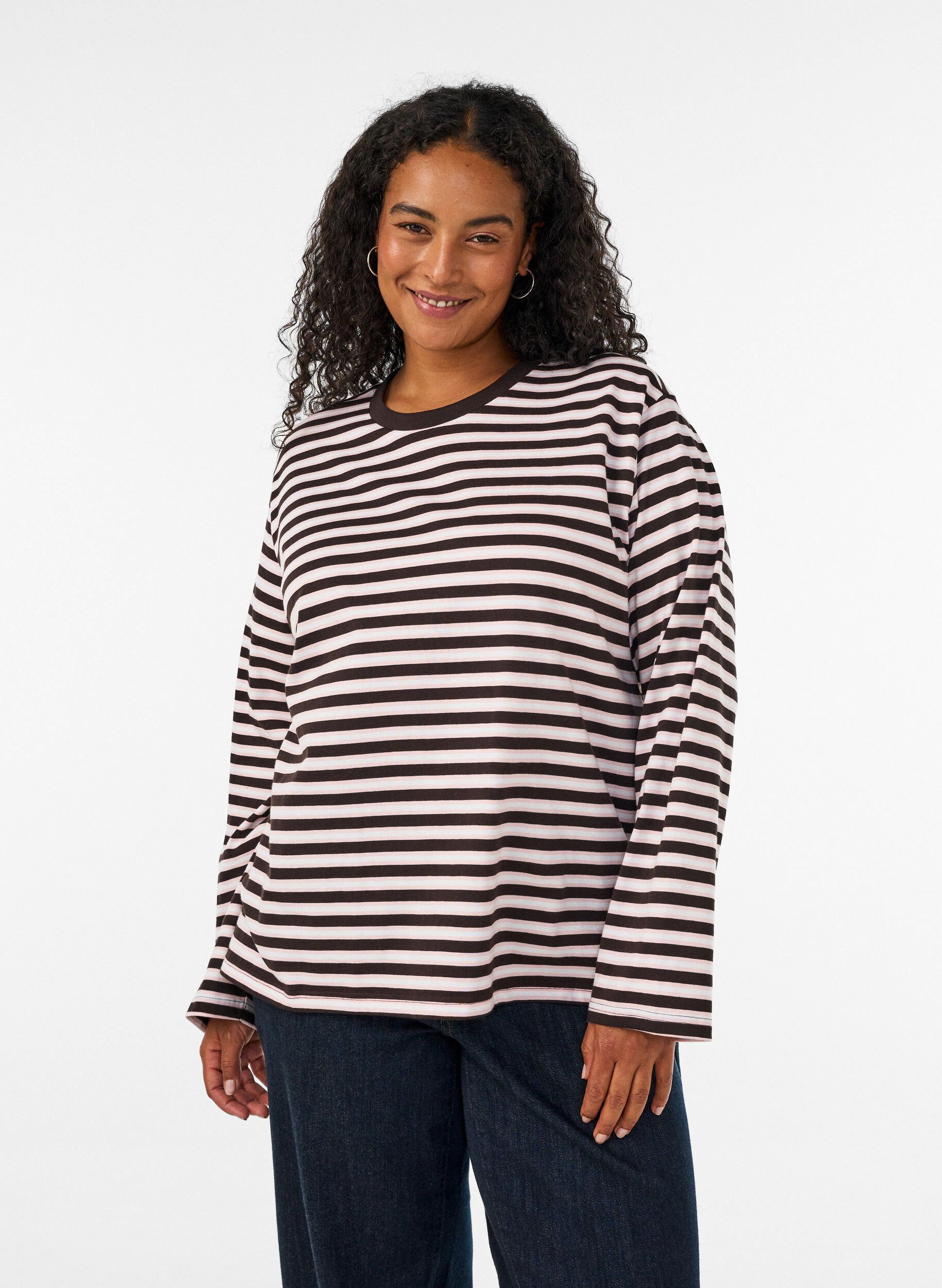 Basic t-shirt with long sleeves, Pink, Model