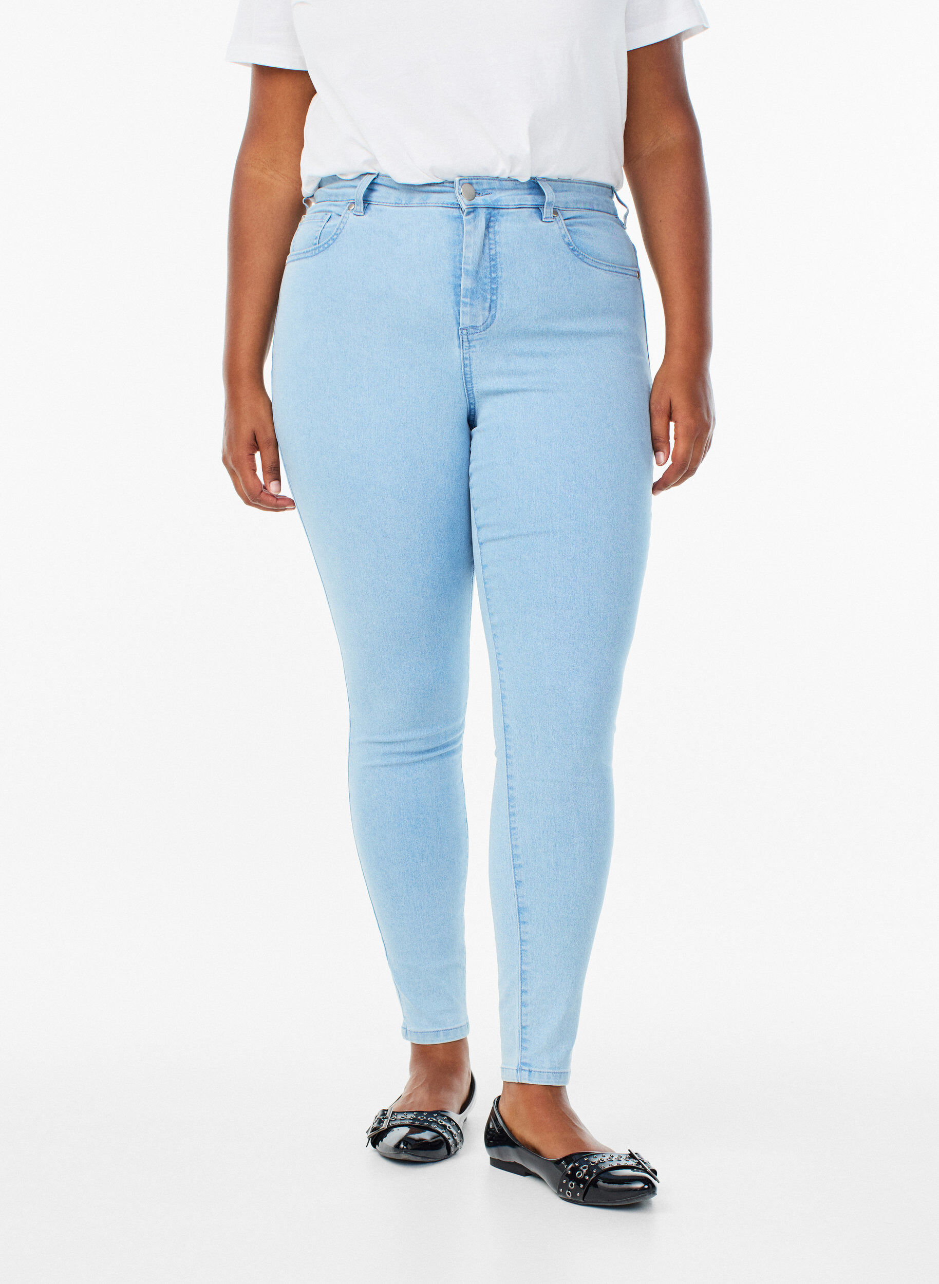 ZizzifashionAmy high-waisted super slim fit jeans, Light Blue, Model image number 2