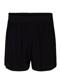 Loose-fitting shorts in viscose