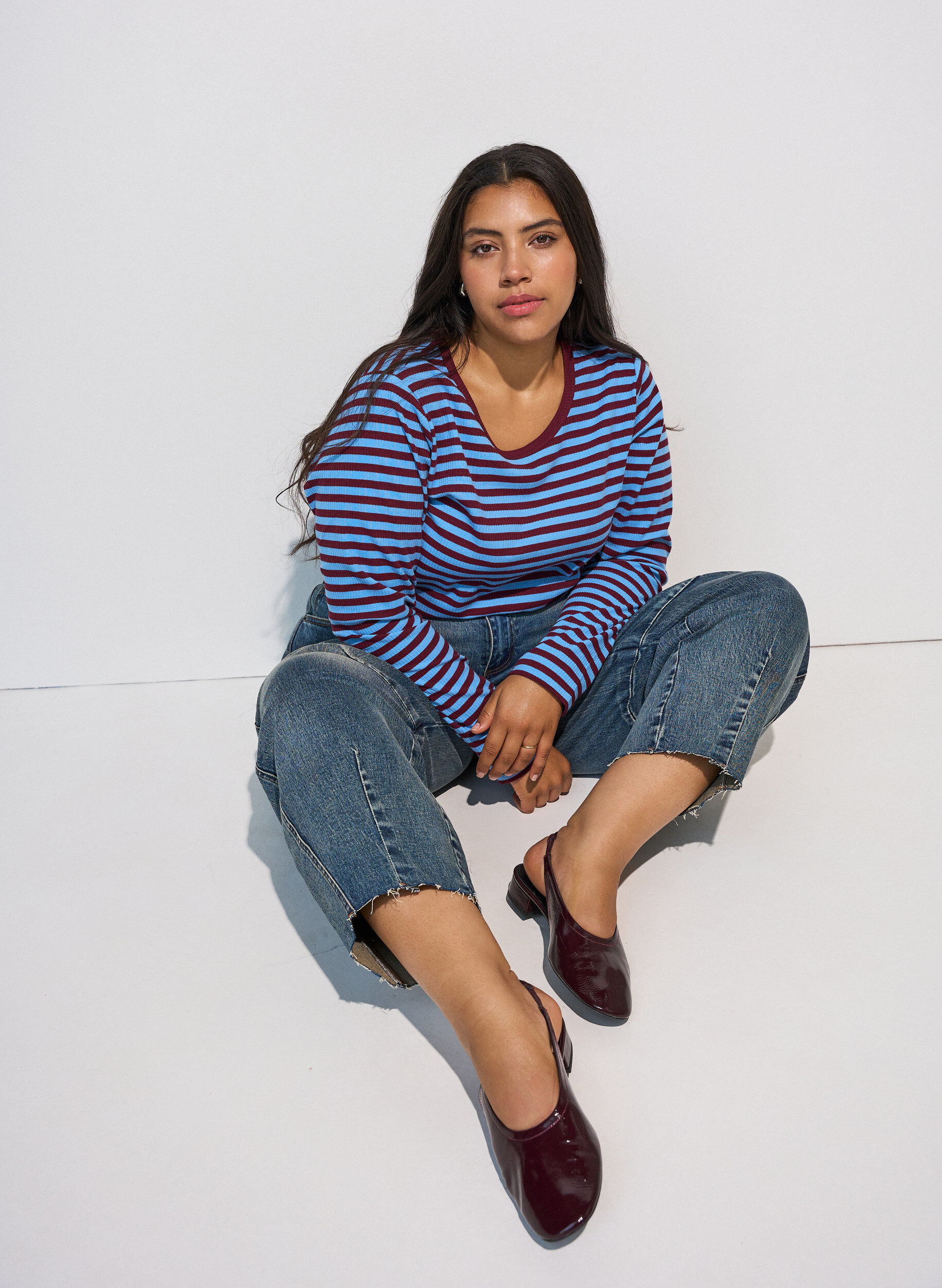 Striped blouse with long sleeves, Blue, Model