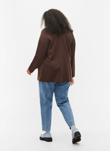 Cropped Mille mom jeans with colour-block, Blue denim, Model image number 1