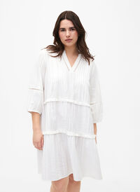 3/4 sleeve cotton dress with ruffles, Bright White, Model